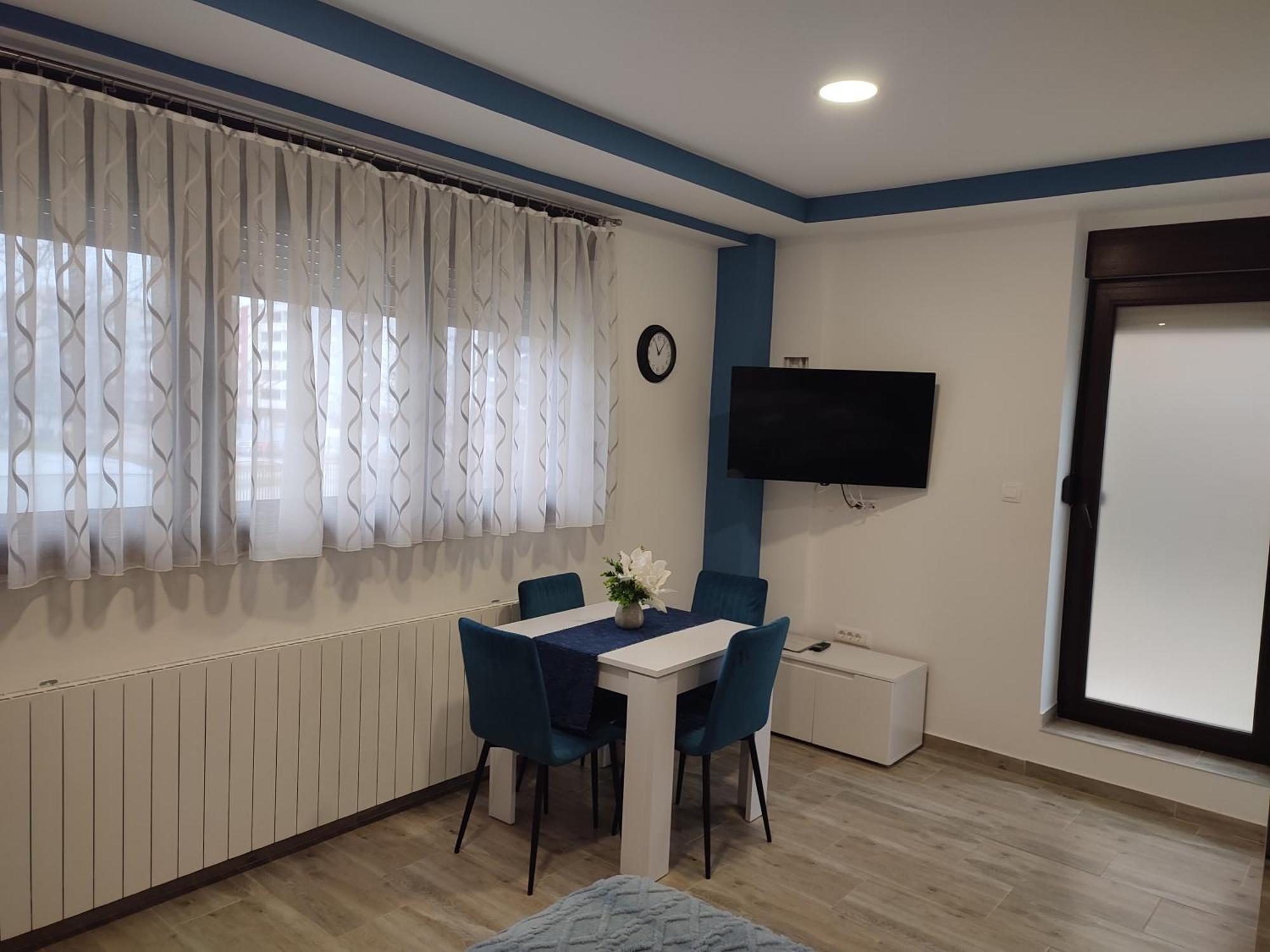 Apartments & Rooms 4 Rijeke Karlovac Exterior photo